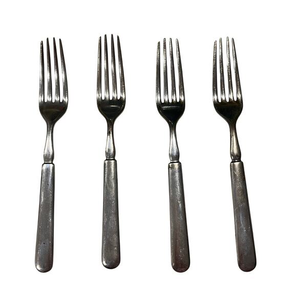 Set of 4 Vintage 1847 Rogers Bros Faneuil Silverplate Forks Meriden Flatware - Picture 1 of 12
